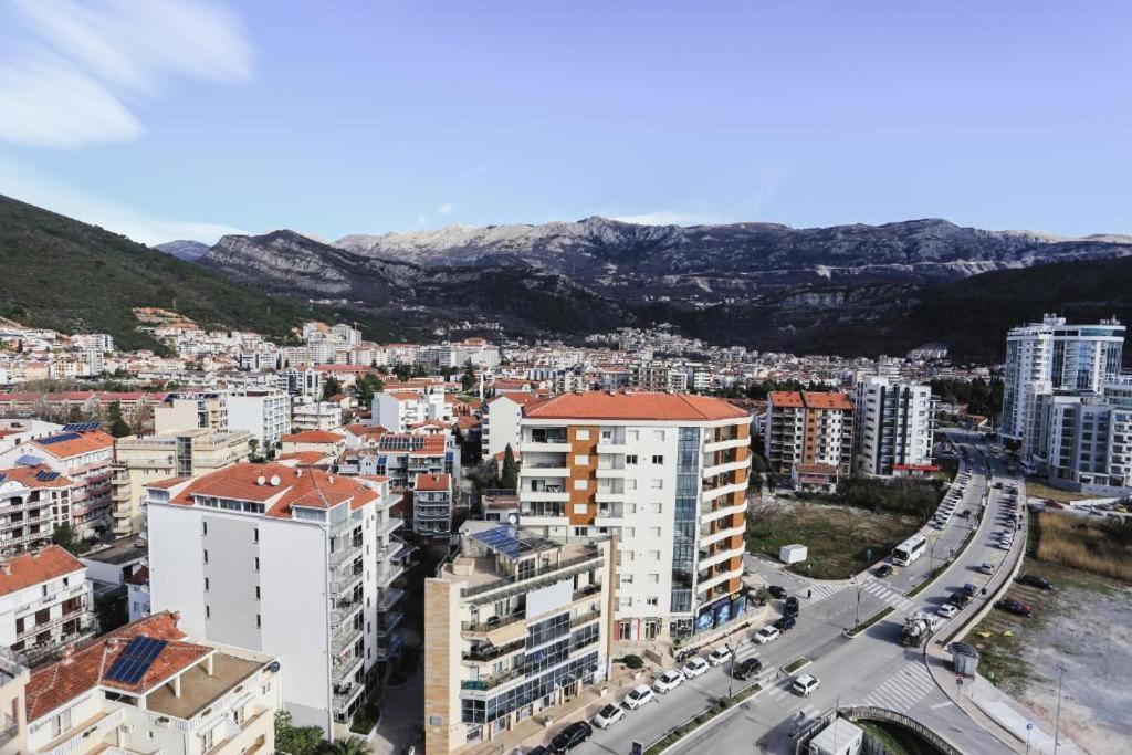 Apartments Lux Budva Exterior foto